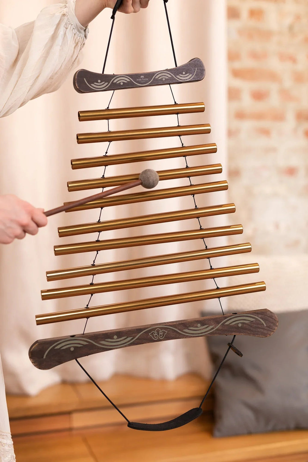 35" Meditation Flow Chime, 440 Hz, 10 Notes, D Major, Bronze