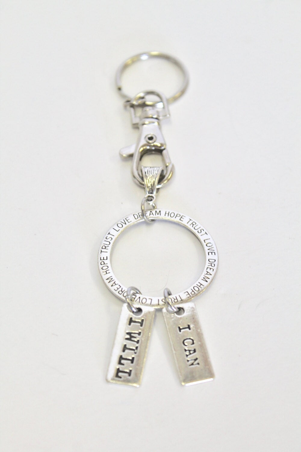 Motivational Keychain - Hope Trust love Dream