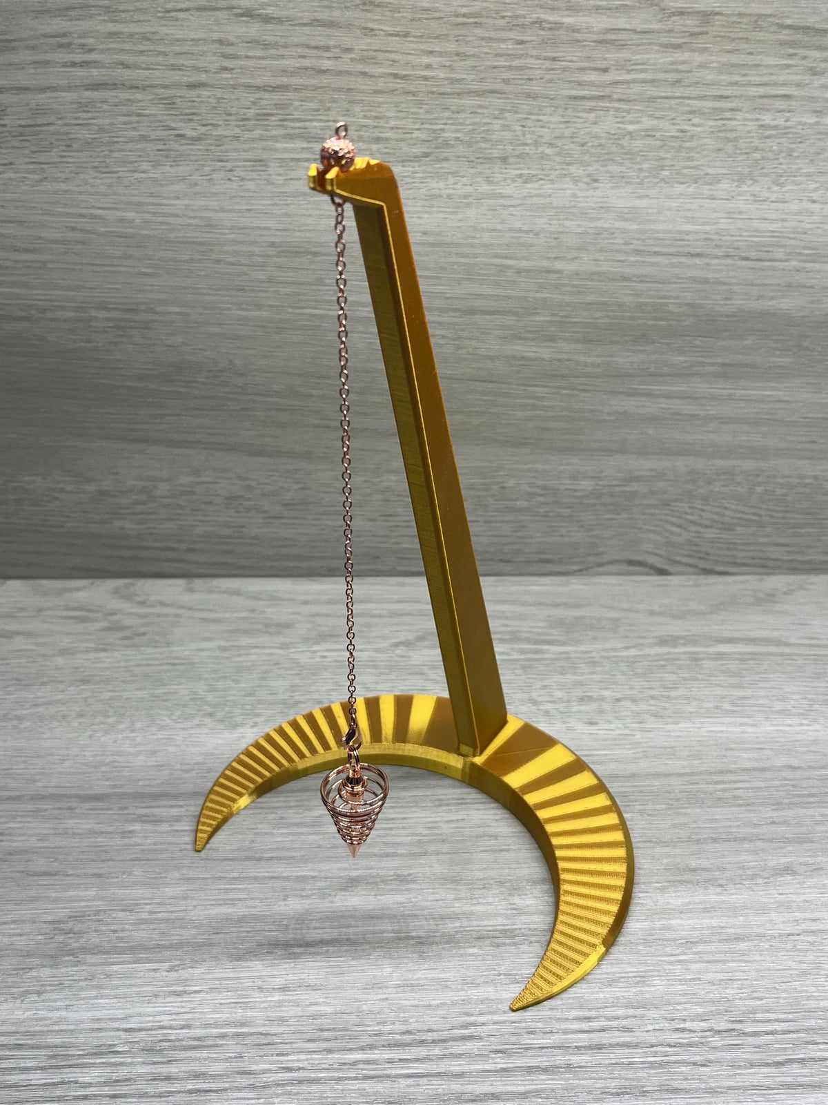 Large Pendulum Moon Stand, 3D‑printed in eco-friendly PLA for powerful divination, ritual focus, and manifestation.