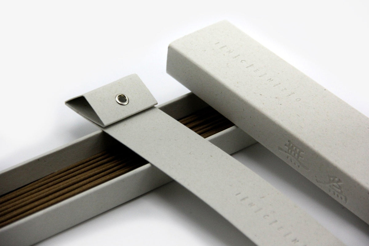 Untie | Lotus Incense