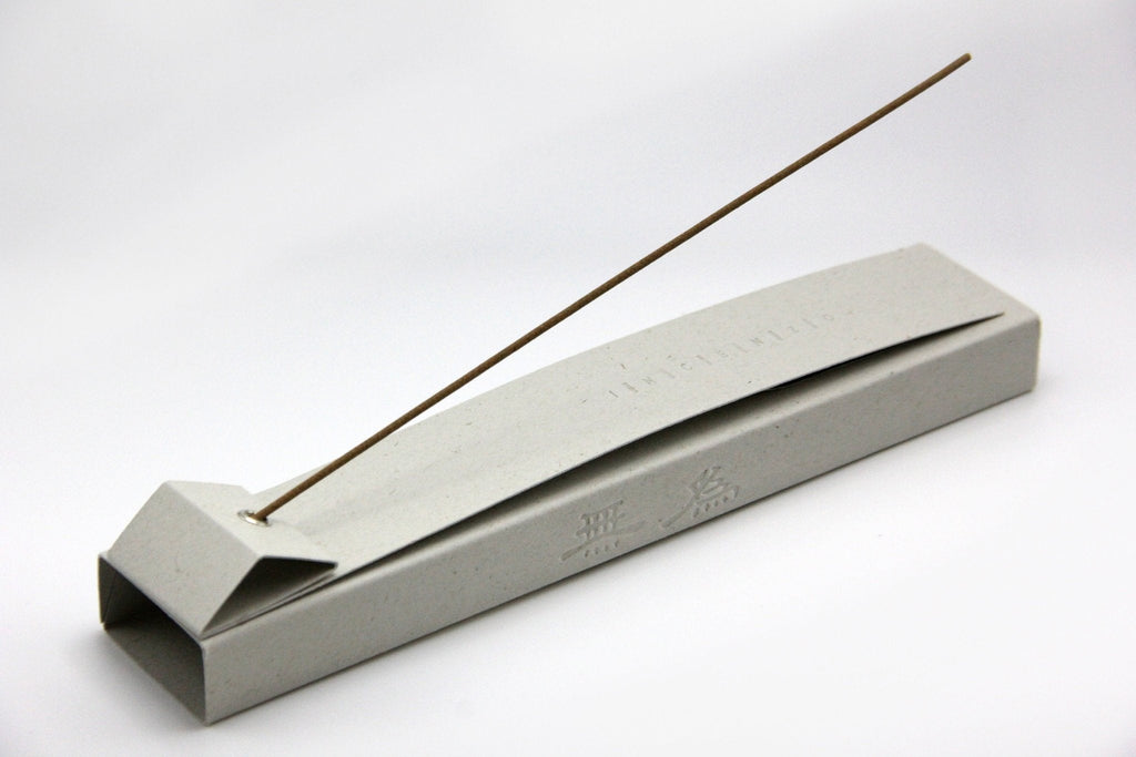 Illuminate | Acronychia Wood Incense